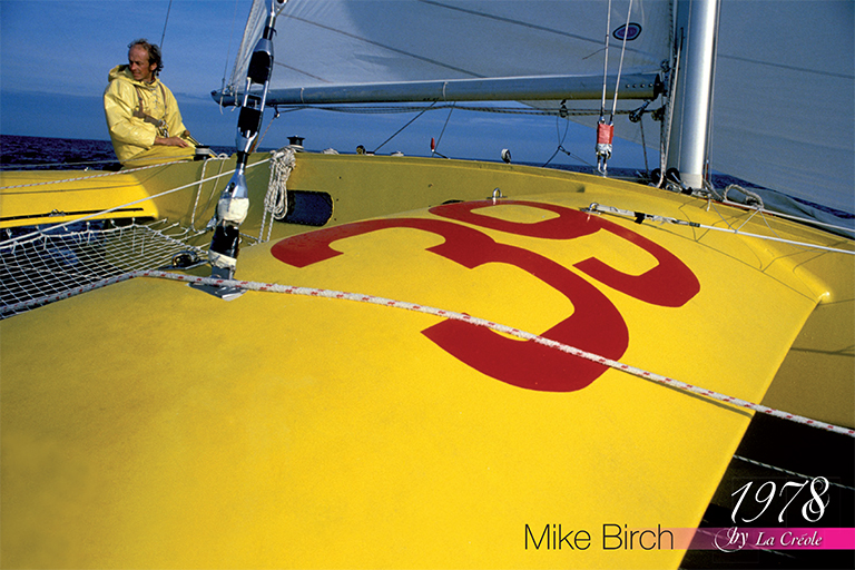 Voilier jaune numéro 39 de Mike Birch lors de la première édition de la Route du Rhum en 1978